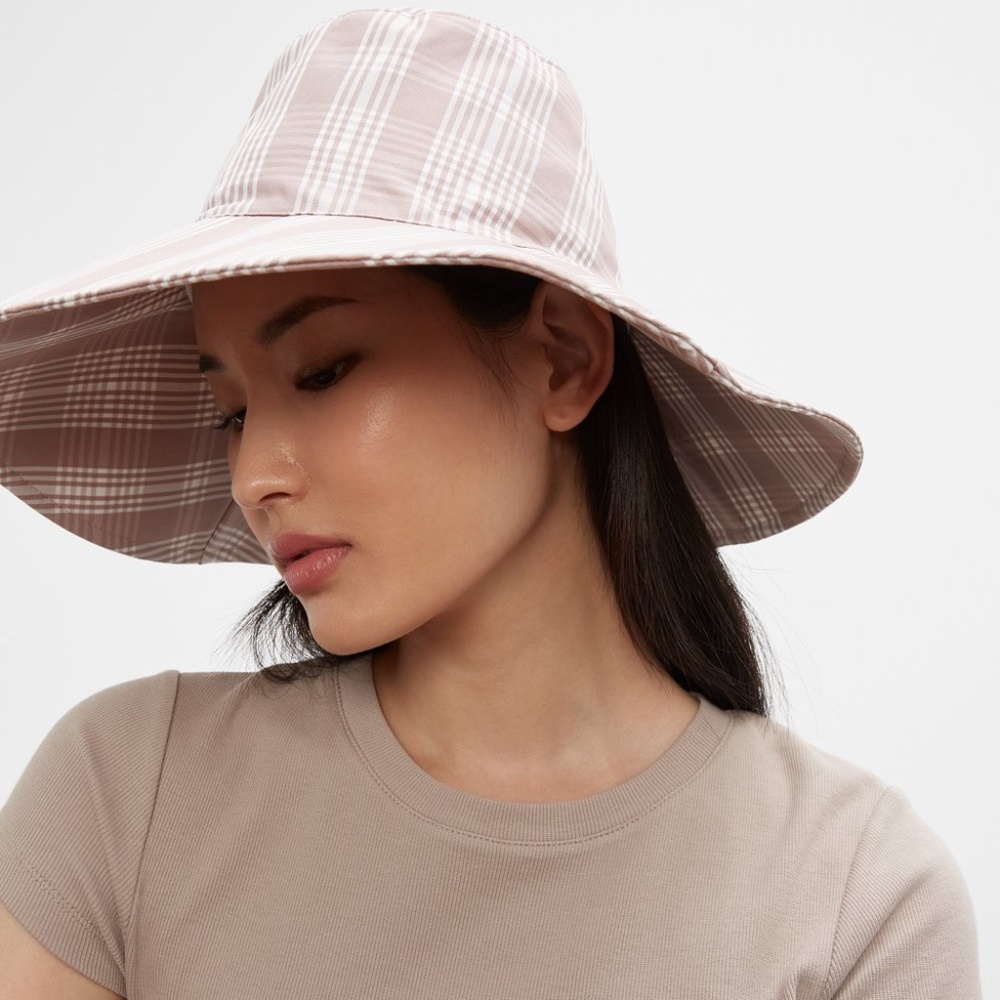 Hat Attack Plaid Bucket Hat - New With Tags - NEVER WORN - Plaid
